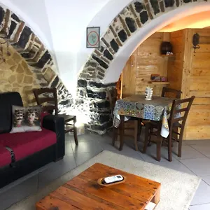 antonys-home.taorminaitalyhotels.com/