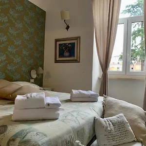 Casa Vicenza 3*, Roma Italia
